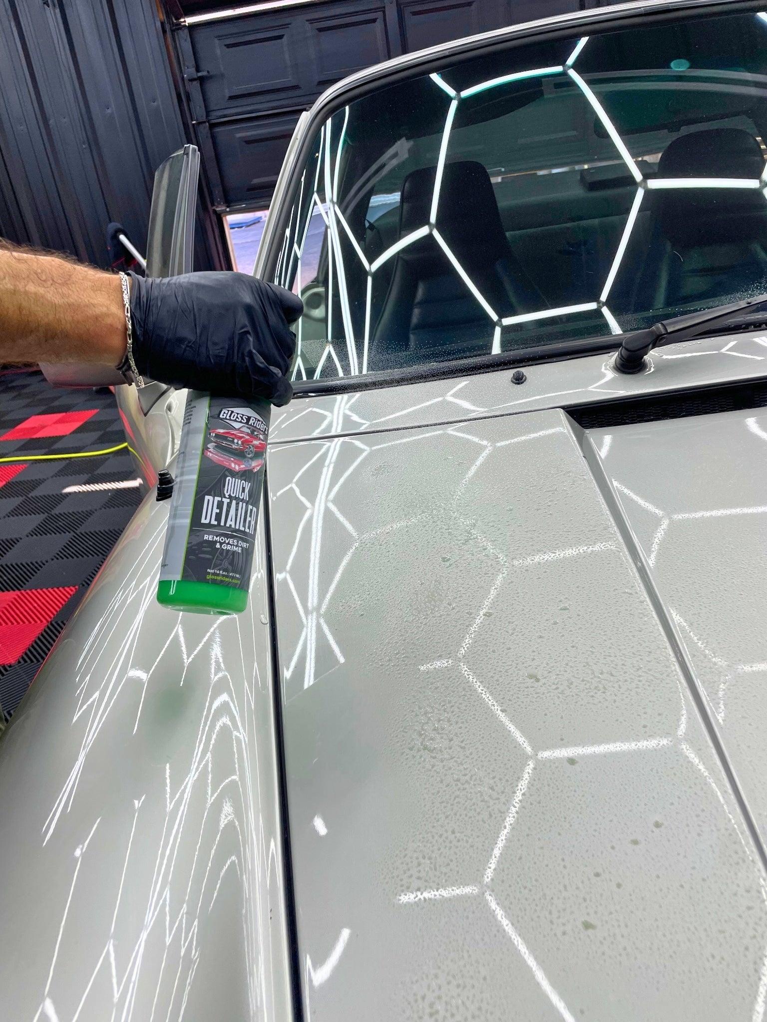 Glossy Quick Detailer and Waterless Wash image 2