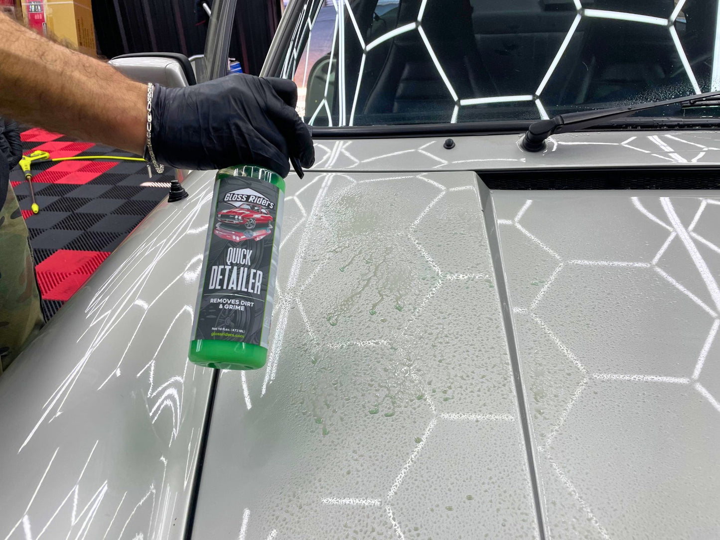 Glossy Quick Detailer and Waterless Wash image 3